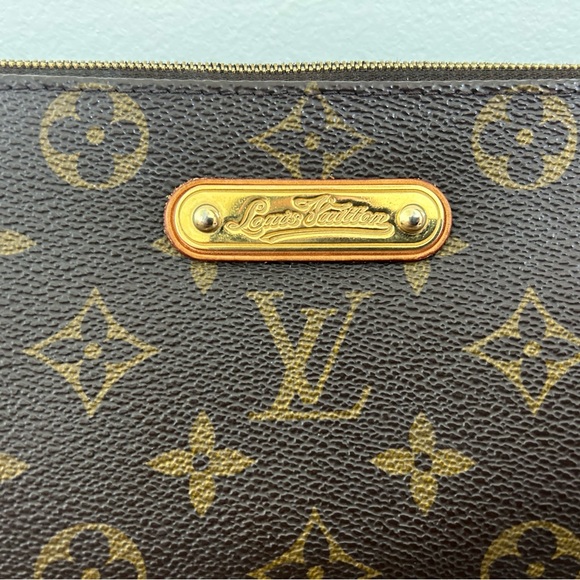 Louis Vuitton Eva Monogram Handbag. - Picture 4 of 16